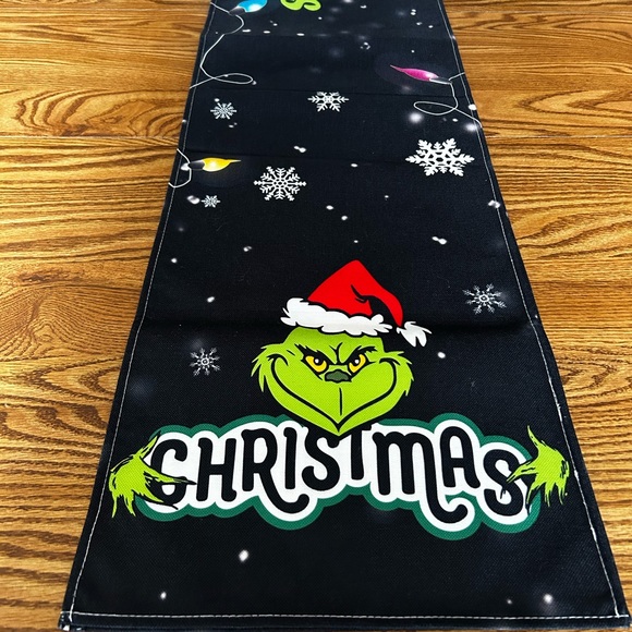 Grinch Cloth Table Runner - Picture 2 of 7